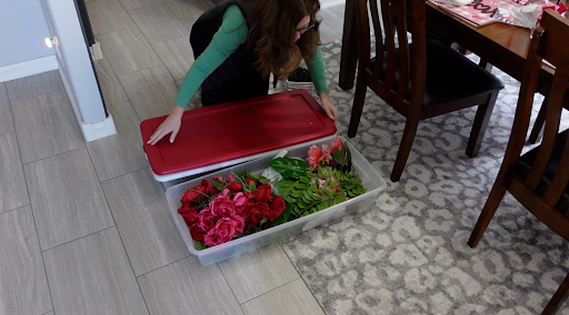 Lindsay sorting florals